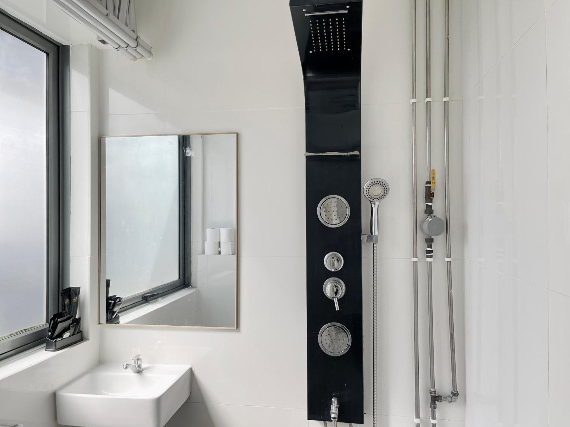 Jjh Serviced Apartments Near Serangoon Mrt Singapore Eksteriør billede